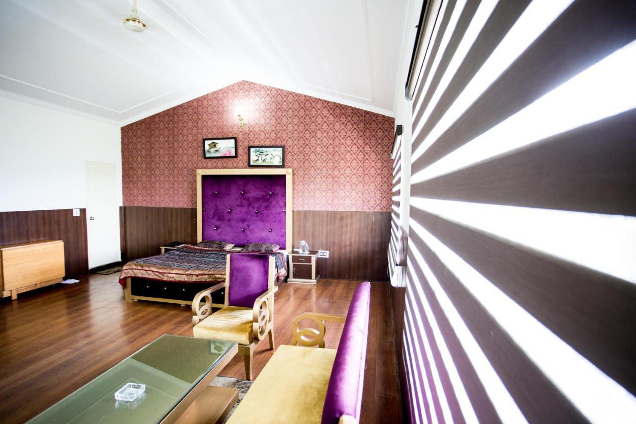 Tehri Club And Resort Chamba  Exteriér fotografie