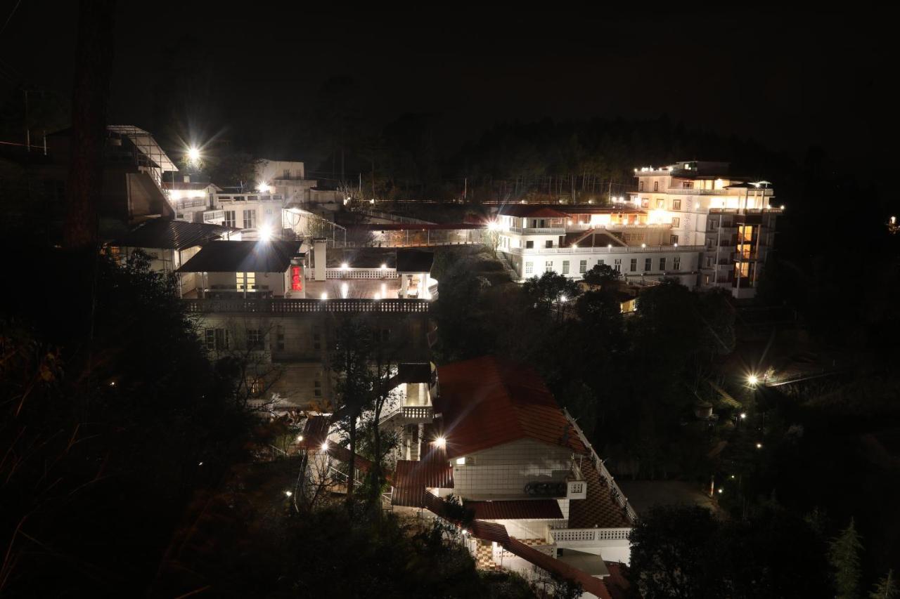 Tehri Club And Resort Chamba  Exteriér fotografie